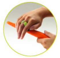 Gem�se reinigen / Gem�se putzen mit der Palm Brush Gem�seb�rste