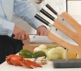 Japanische Kochmesser:  Scharfe japanische K�chenmesser nach der Tradition der Samurai - Schwertschmiedekunst
