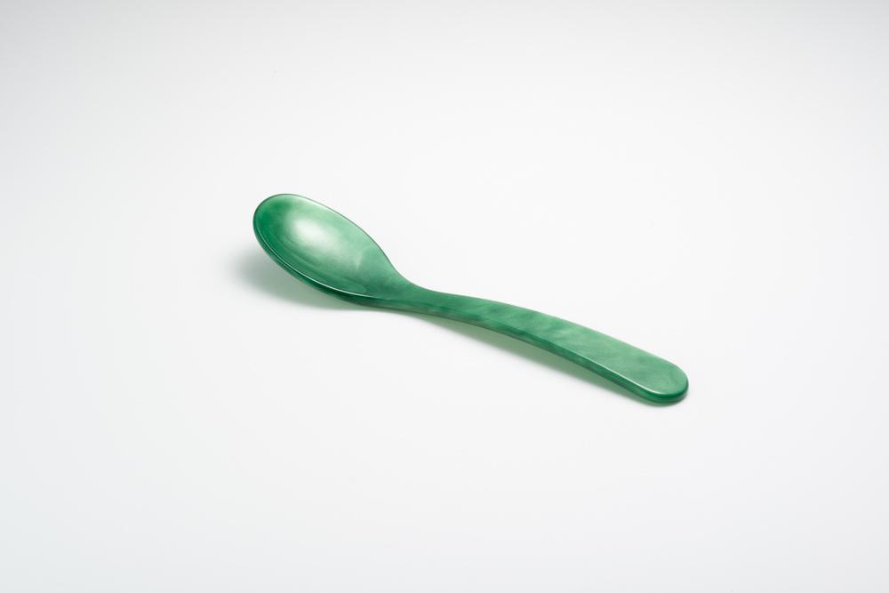 Eierlöffel in Perlmutt Optik