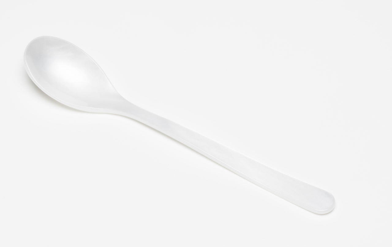 Müslilöffel in Perlmutt Optik weiß 1