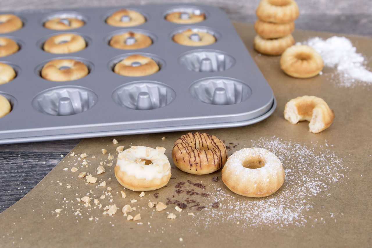 Städter Backform für Mini Guglhupf-Konfekt 4