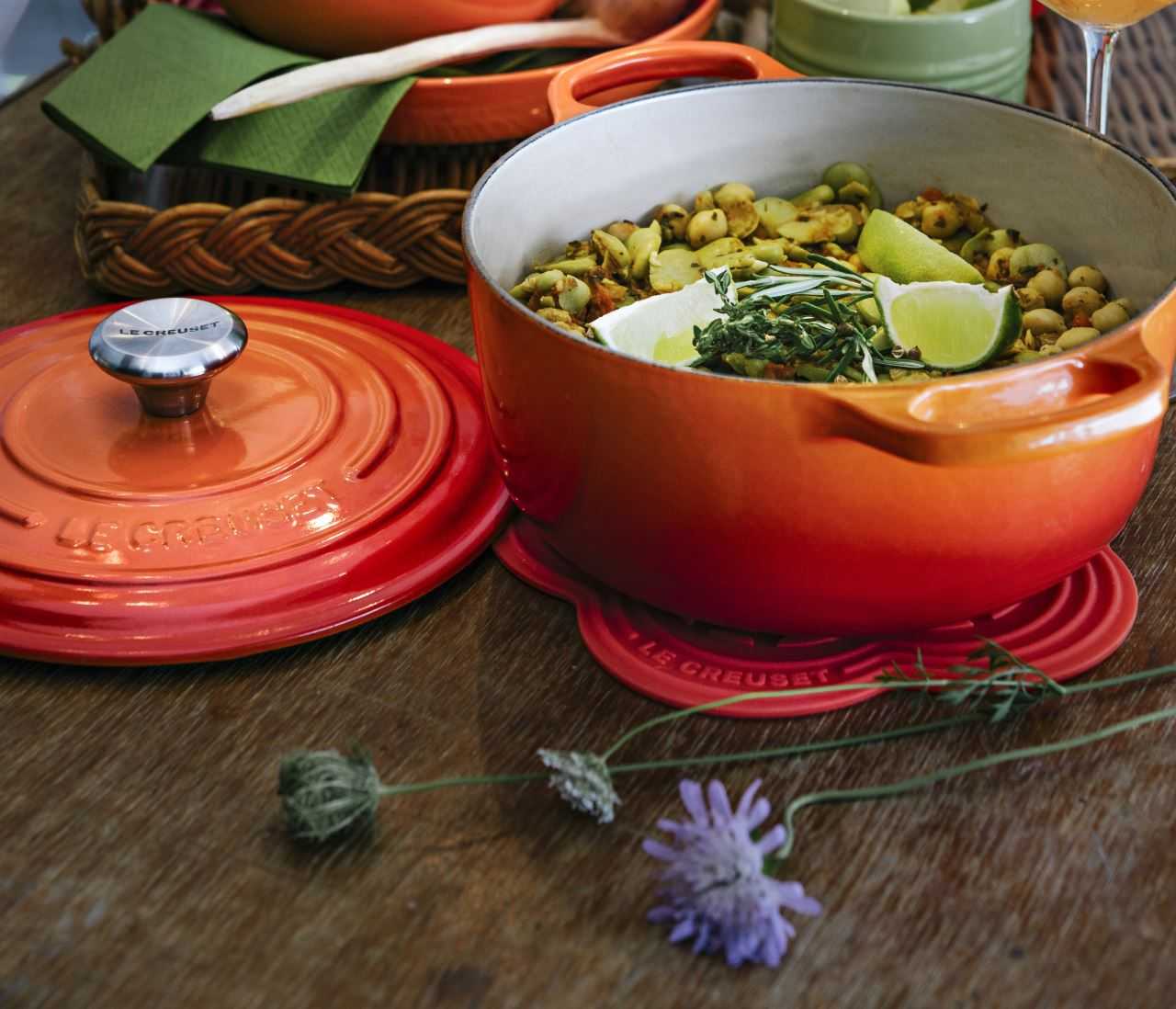 Le Creuset Gusseisen Topf 18 cm schwarz 3