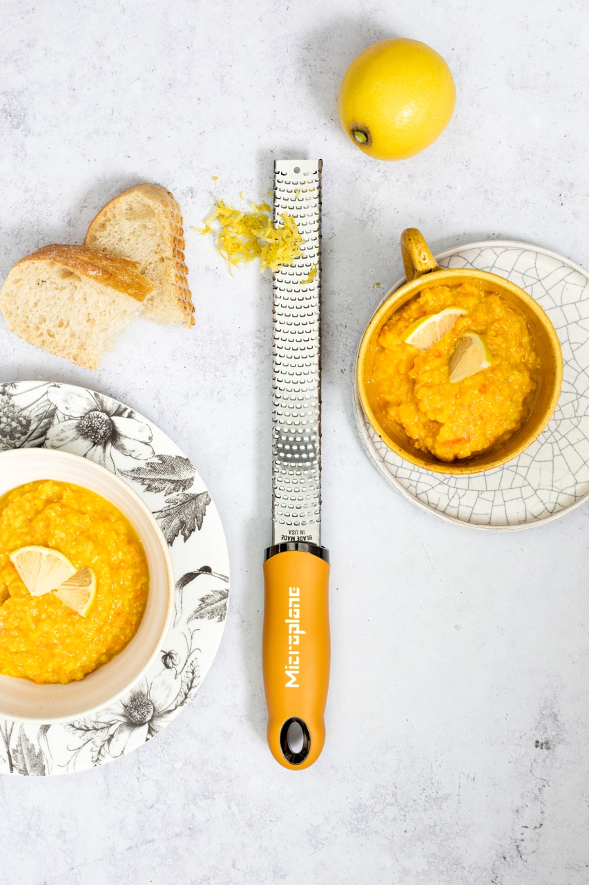 Microplane Parmesan und Zesterreibe Premium senfgelb senfgelb 2