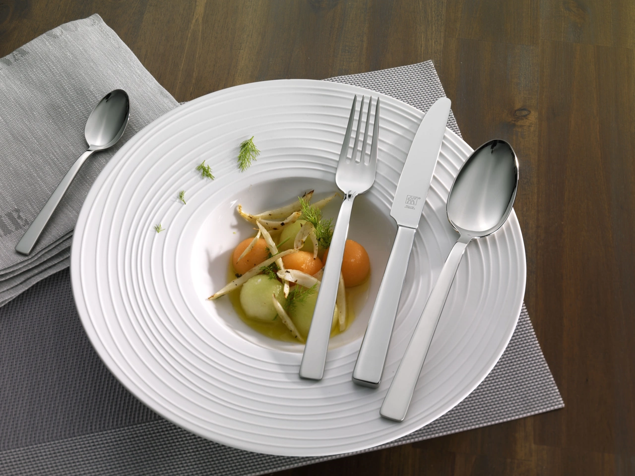 Zwilling Besteck King 100-teilig 3