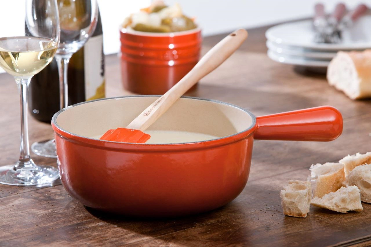 Le Creuset Gusseisen Caquelon schwarz 5