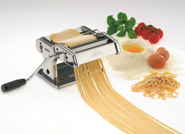 Gefu: Nudelmaschine "Pasta Perfetta" | für Tagliolini, Tagliatelle und Lasagne | verstellbare Teigdicke Gefu Nudelmaschine Pasta Perfetta